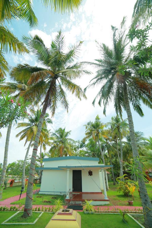 Chavara Regant Lake Village, Kollam. מראה חיצוני תמונה