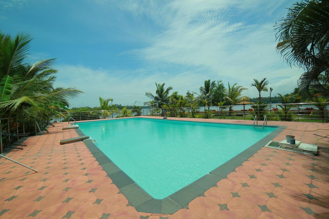Chavara Regant Lake Village, Kollam. מראה חיצוני תמונה