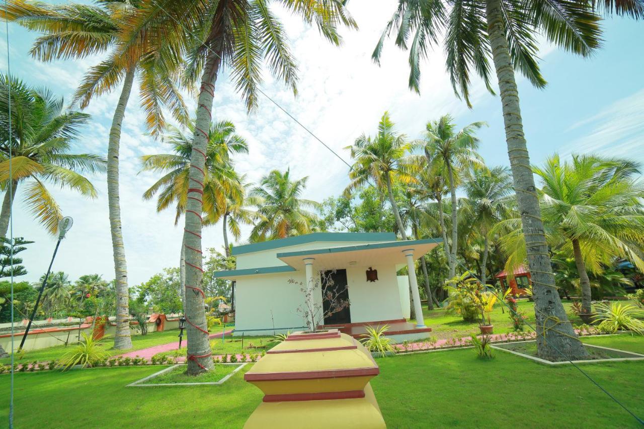 Chavara Regant Lake Village, Kollam. מראה חיצוני תמונה