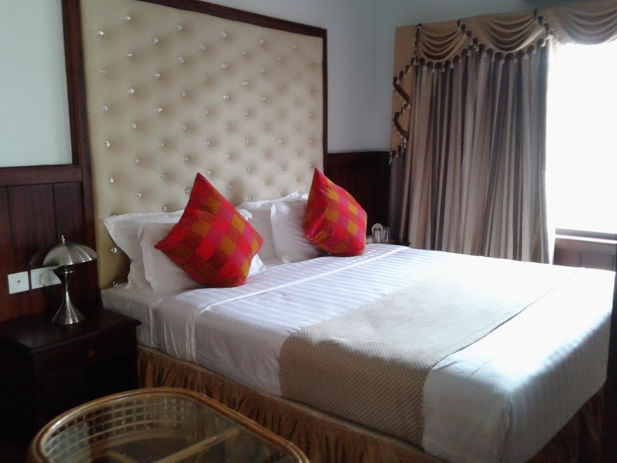 Chavara Regant Lake Village, Kollam. מראה חיצוני תמונה