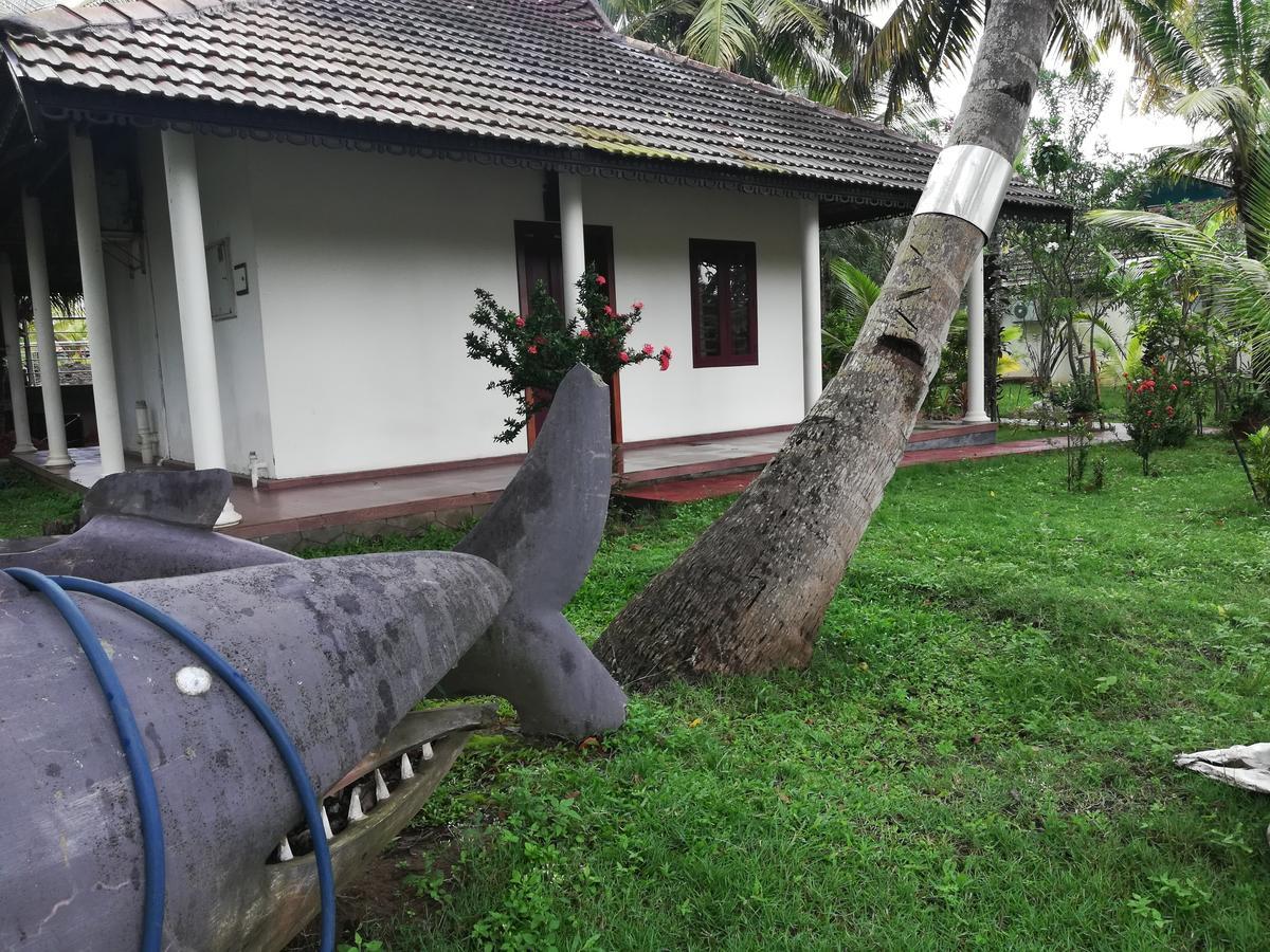 Chavara Regant Lake Village, Kollam. מראה חיצוני תמונה